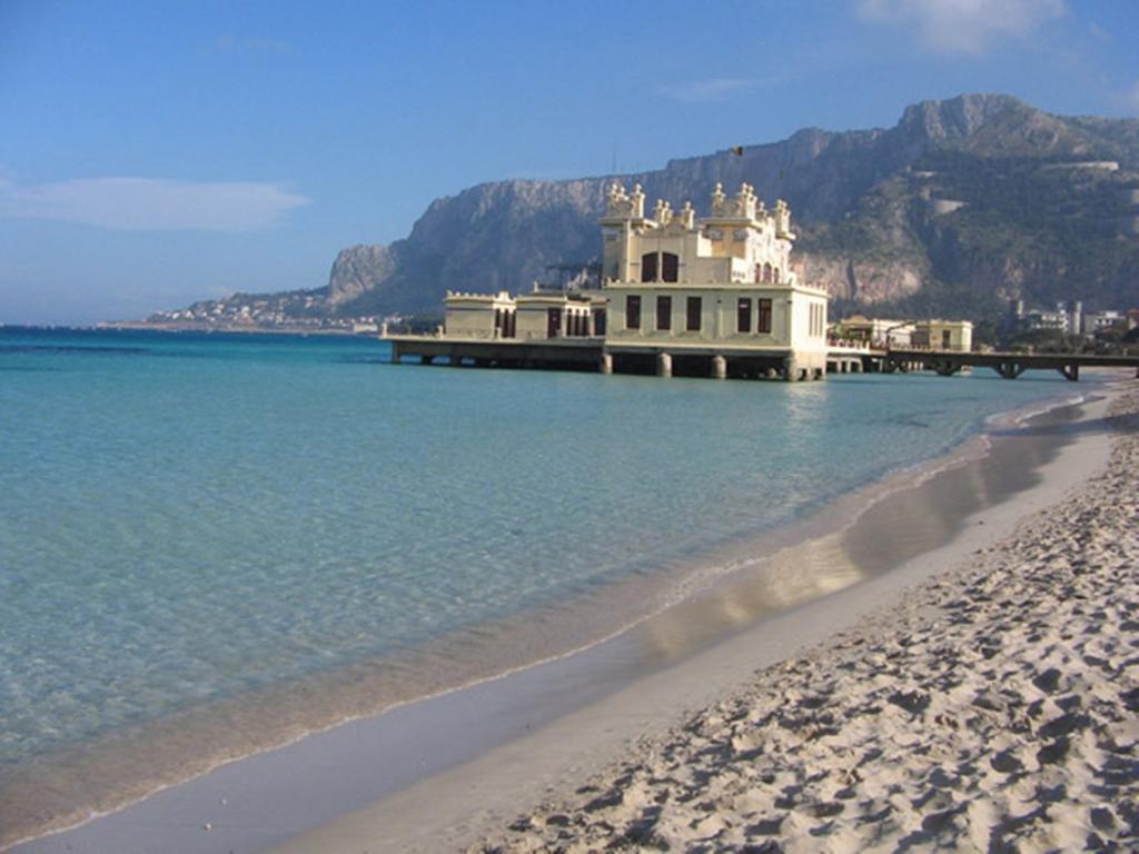 Casa Vacanze Kristel باليستراتي الغرفة الصورة